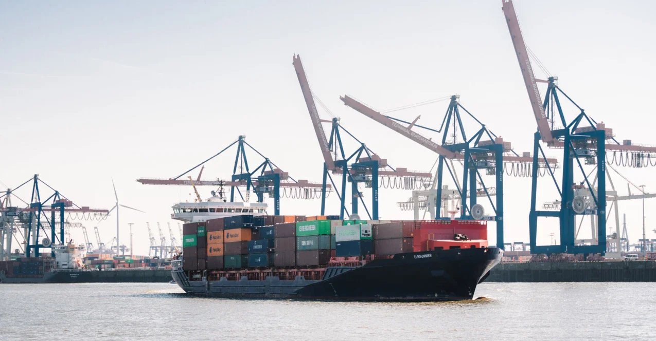 Container ship on the Elbe